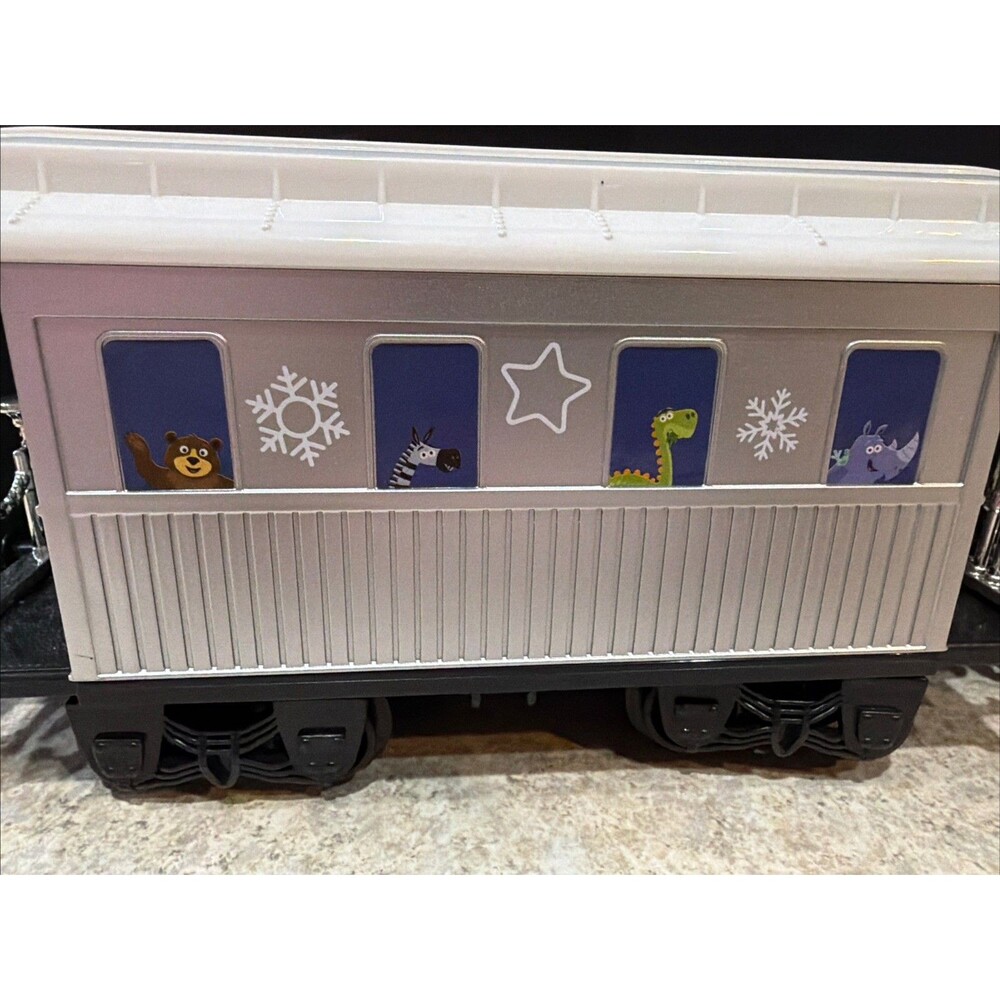 Geoffrey's Express Battery Powered Large Holiday Train 3 cars. tested and works - Picture 5 of 7